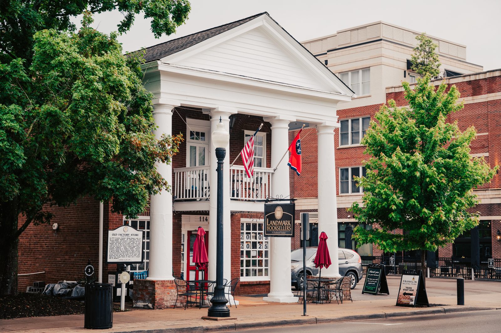 Landmark Booksellers on Main Street, Franklin